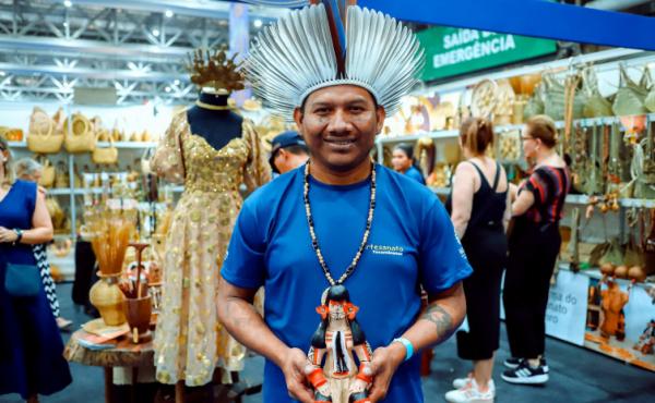 Artesãos selecionados pelo Governo do Tocantins expõem peças a compradores nacionais e internacionais