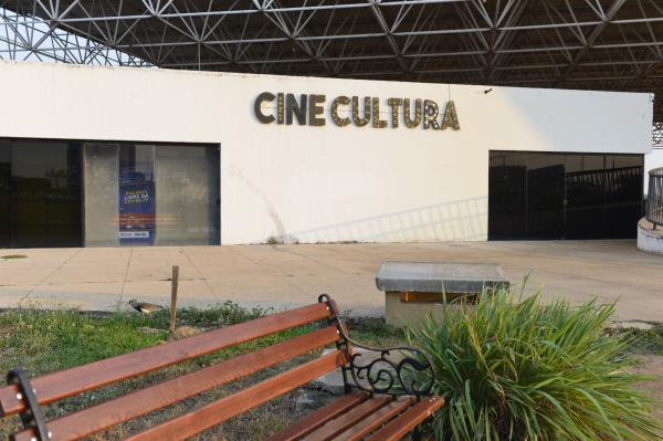 Cine Cultura recebe melhorias e deve retomar exibições nas próximas semanas