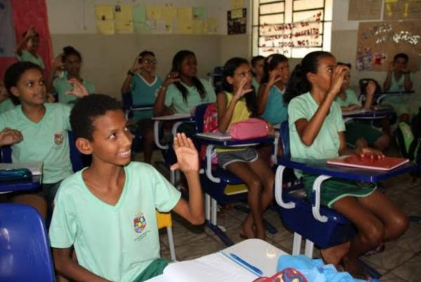Porto Nacional é o único município do Tocantins que ensina Libras na Rede Municipal de Ensino