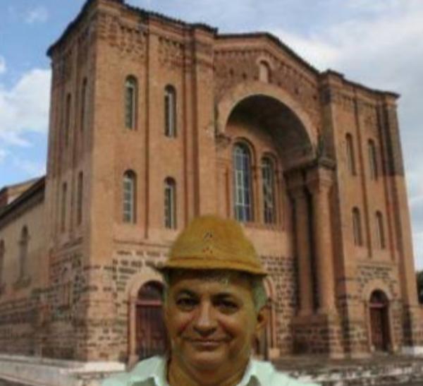 Porto Nacional completa 282 anos de história, 159 anos de emancipação política. Famosa pelo seu centro histórico, orla e Catedral de Nossa Senhora das Mercês