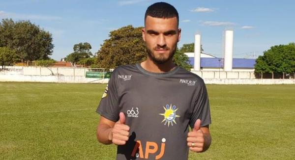 Zagueiro Gabriel Ventura é o primeiro reforço a chegar ao Palmas para Série D