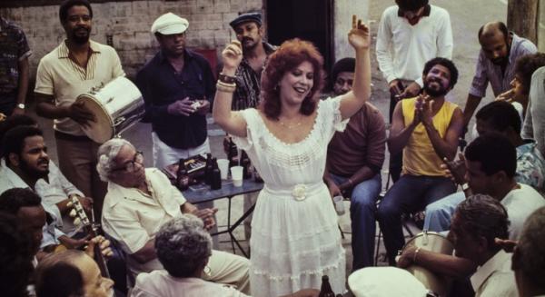 Cine Cultura exibe 'Andança - Os Encontros e as Memórias de Beth Carvalho'