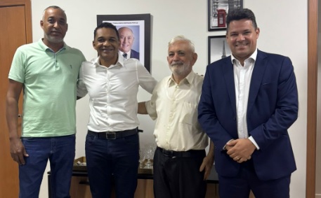 Presidente da Nação Nordestina, Walter Nordestino, se reúne com vereador e secretários da Prefeitura de Palmas em busca de melhorias para o Setor Maria Rosa